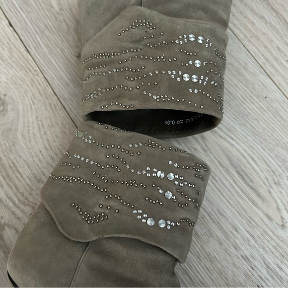 Genuine Leather Suede Grey Heeled Boots Size 6 - Picture 3 of 12